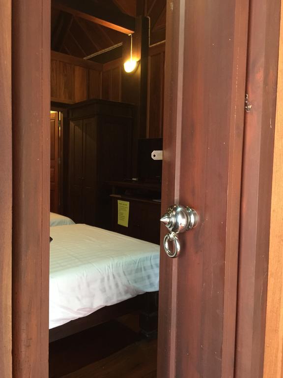 לואנג פרבאנג Lakhangthong Boutique Hotel מראה חיצוני תמונה