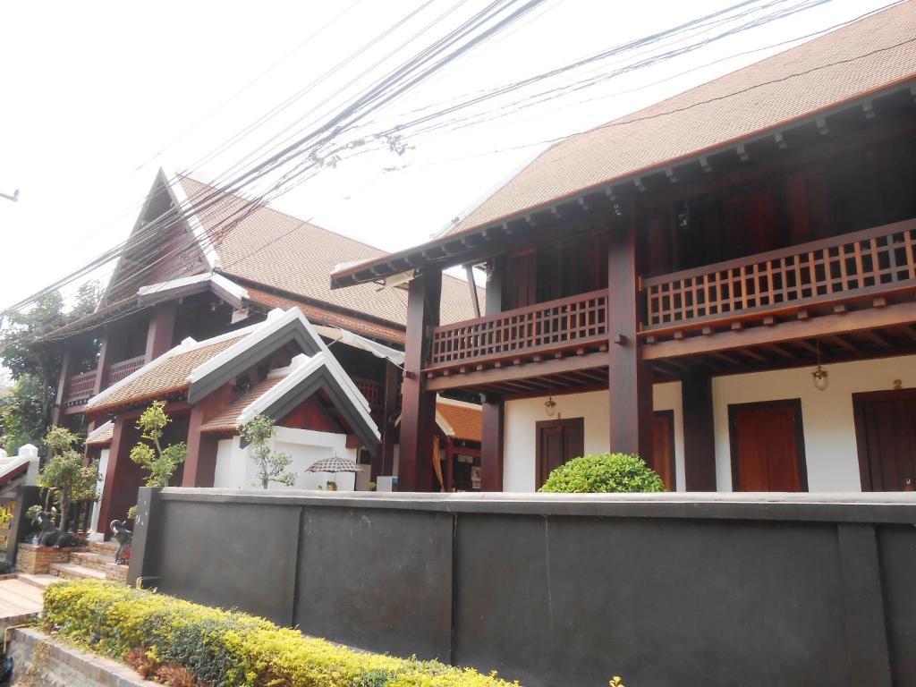 לואנג פרבאנג Lakhangthong Boutique Hotel מראה חיצוני תמונה