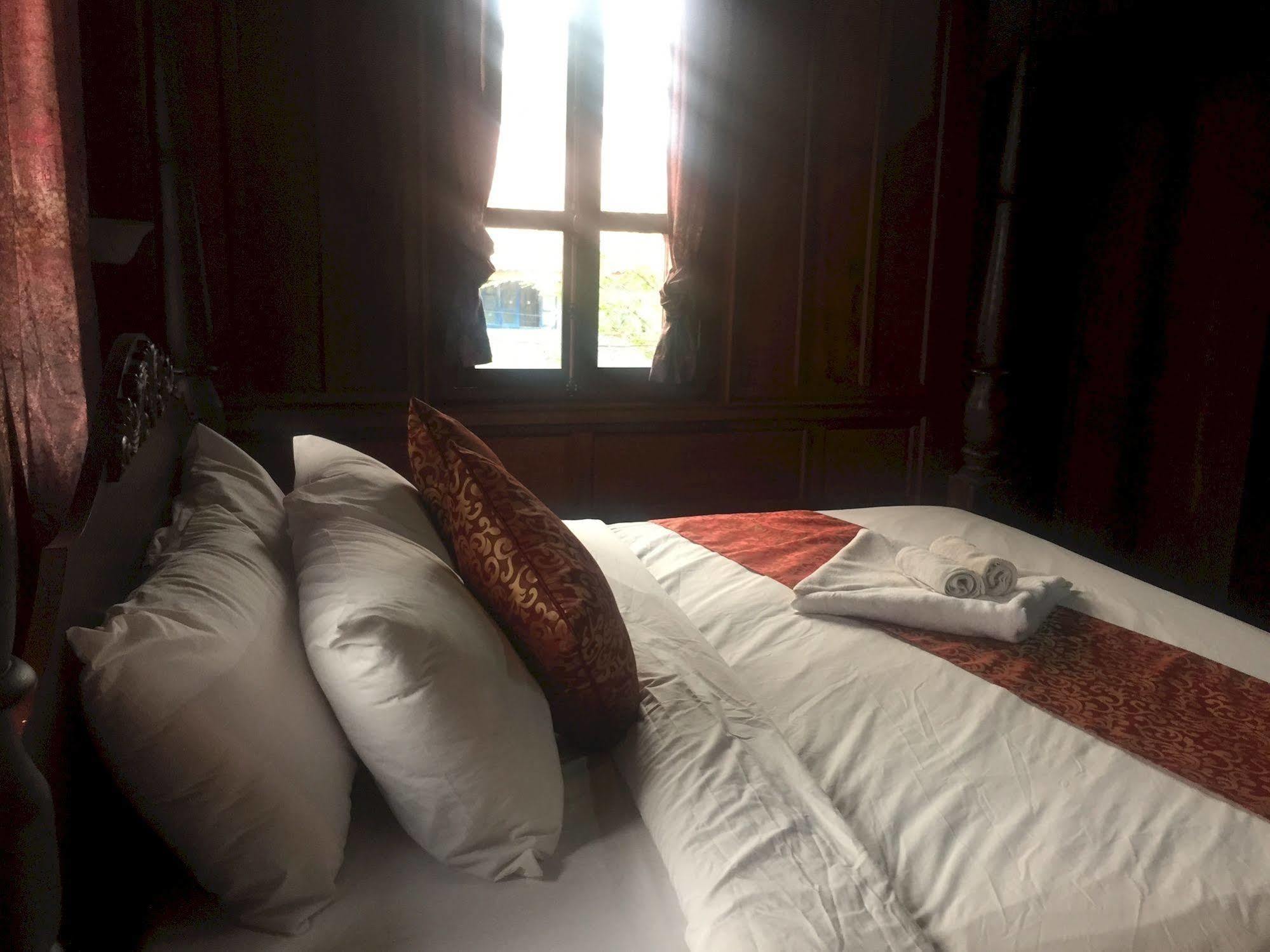 לואנג פרבאנג Lakhangthong Boutique Hotel מראה חיצוני תמונה